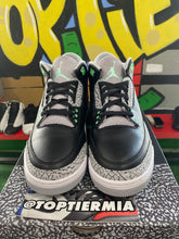 Load image into Gallery viewer, air jordan 3 green glow 2023 sz 12
