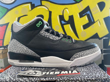 Load image into Gallery viewer, air jordan 3 green glow 2023 sz 12
