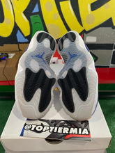 Load image into Gallery viewer, air jordan 11 low wmns white concord 2020 sz 12w/10.5m BRAND NEW
