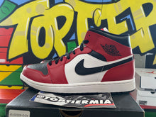 Load image into Gallery viewer, air jordan 1 mid chicago toe 2020 sz 11 BRAND NEW
