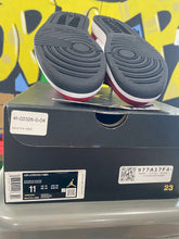 Load image into Gallery viewer, air jordan 1 mid chicago toe 2020 sz 11 BRAND NEW
