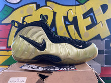 Load image into Gallery viewer, nike foamposite pro electric green 2011 sz 11.5
