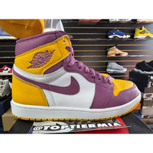 Load image into Gallery viewer, air jordan 1 high brotherhood sz 9.5 2022
