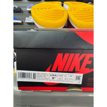 Load image into Gallery viewer, air jordan 1 high brotherhood sz 9.5 2022
