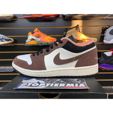 Load image into Gallery viewer, AJ 1 LOW MOCHA 2021 SZ 7.5
