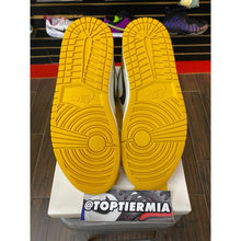 Load image into Gallery viewer, AIR JORDAN 1 HIGH YELLOW OCHRE SZ 9.5 BRAND NEW
