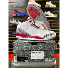 Load image into Gallery viewer, AIR JORDAN 3 CARDINAL RED SZ 12
