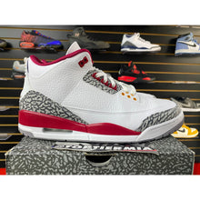 Load image into Gallery viewer, AIR JORDAN 3 CARDINAL RED SZ 12

