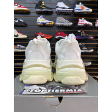 Load image into Gallery viewer, BALENCIAGA TRIPLE S WHITE BEIGE 2019 sz 43 / 10
