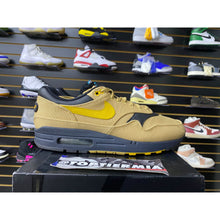 Load image into Gallery viewer, NIKE AIR MAX 1 ELEMENT GOLD SZ 10
