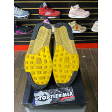 Load image into Gallery viewer, NIKE AIR MAX 1 ELEMENT GOLD SZ 10
