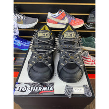 Load image into Gallery viewer, GUCCI FLASHTREK SPIKES SZ 9.5UK/10US
