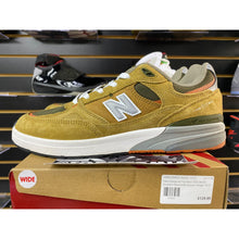 Load image into Gallery viewer, NEW BALANCE NUMERIC 933 ANDREW REYNOLDS WHEAT SZ 10

