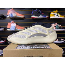 Load image into Gallery viewer, YEZZY 700 V3 AZAEL SZ 10.5

