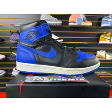 Load image into Gallery viewer, AIR JORDAN 1 HIGH ROYAL 2017 SZ 8
