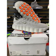 Load image into Gallery viewer, NIKE MIND 002 LIGHT SMOKE GREY SZ 11.5

