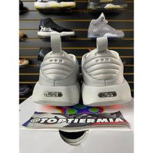 Load image into Gallery viewer, NIKE MIND 002 LIGHT SMOKE GREY SZ 11.5
