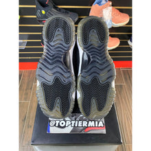 Load image into Gallery viewer, AIR JORDAN 11 HEIRESS BLACK STINGRAY (GS) SZ 9W/7.5MN
