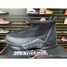 Load image into Gallery viewer, AIR JORDAN 15 STEALTH SZ 10
