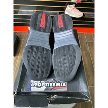 Load image into Gallery viewer, AIR JORDAN 15 STEALTH SZ 10
