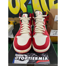 Load image into Gallery viewer, air jordan 1 high ajko chicago vintage 2010 sz 10.5 BRAND NEW
