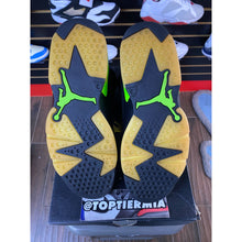 Load image into Gallery viewer, AIR JORDAN 6 ELECTRIC GREEN SZ 10
