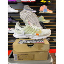 Load image into Gallery viewer, NIKE AIR PRESTO OFF WHITE  SZ 8

