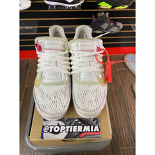 Load image into Gallery viewer, NIKE AIR PRESTO OFF WHITE  SZ 8
