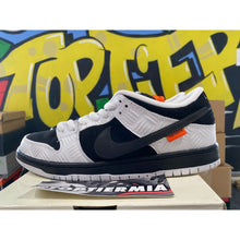 Load image into Gallery viewer, nike sb dunk low tightbooth 2023 sz 10
