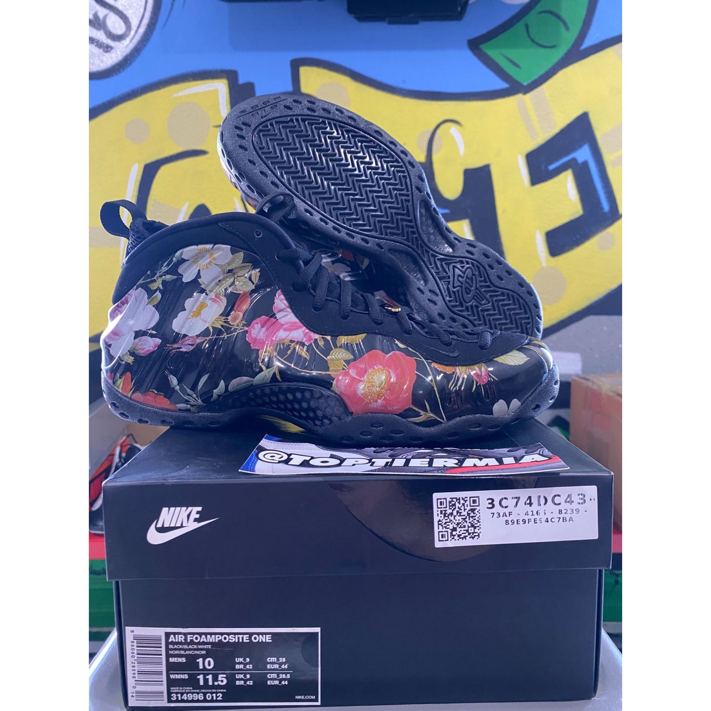 nike foamposite one floral 2019 sz 10 BRAND NEW