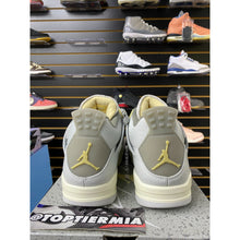 Load image into Gallery viewer, AIR JORDAN 4 SE CRAFT PHOTON DUST SZ 10.5 BRAND NEW W FLAW
