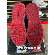 Load image into Gallery viewer, AIR JORDAN 1 MID CHICAGO (GS) SZ 5Y
