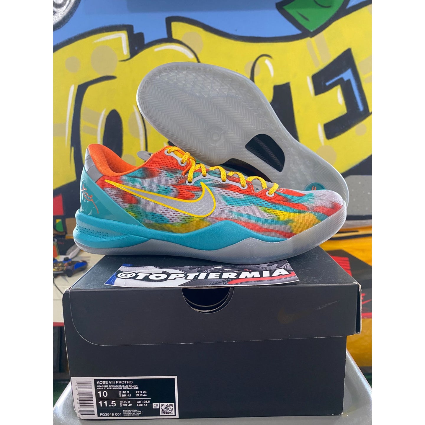 Kobe 8 protro venice beach 2024 sz 10 BRAND NEW