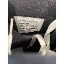 Load image into Gallery viewer, air jordan 8 cdp bugs bunny 2008 sz 10.5
