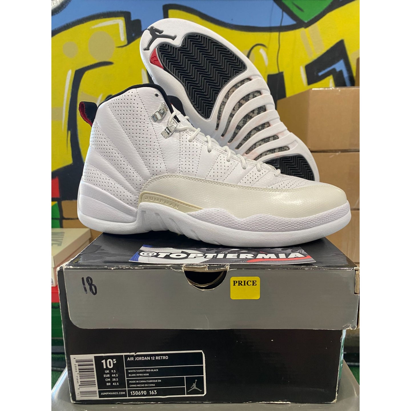 air jordan 12 rising sun 2009 sz 10.5 BRAND NEW