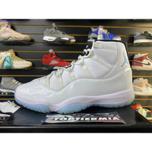 Load image into Gallery viewer, AIR JORDAN 11 LEGEND BLUE COLUMBIA SZ 12 2024
