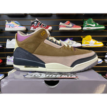Load image into Gallery viewer, AIR JORDAN 3 INTERIZED ARCHAEO BROWN SZ 13
