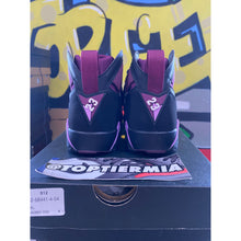 Load image into Gallery viewer, air jordan 7 gs mulberry 2015 sz 5.5y BRAND NEW
