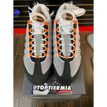 Load image into Gallery viewer, NIKE AIR MAX 95 BRIGHT MANDARIN SZ 13 BRAND NEW

