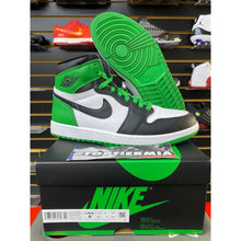 Load image into Gallery viewer, air jordan 1 high lucky green sz 8.5
