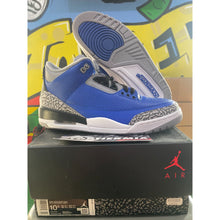 Load image into Gallery viewer, air jordan 3 varsity royal cement 2020 sz 10.5 BRAND NEW
