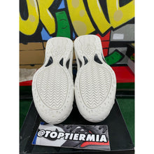 Load image into Gallery viewer, nike foamposite comme des garcons white 2021 sz 6.5 BRAND NEW
