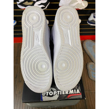 Load image into Gallery viewer, AIR FORCE 1 MID SUPREME WHITE SZ 10.5

