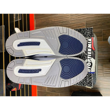 Load image into Gallery viewer, AIR JORDAN 3 MIDNIGHT NAVY  SZ 12
