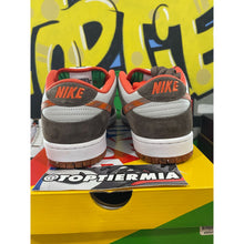Load image into Gallery viewer, nike sb dunk low crushed golden hour 2022 sz 10 BRAND NEW
