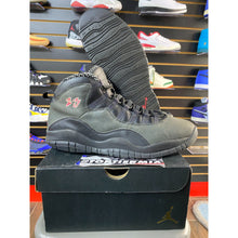 Load image into Gallery viewer, AIR JORDAN 10 COUNTDOWN PACK SHADOW SZ 13

