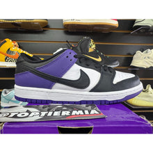 Load image into Gallery viewer, NIKE SB LOW COURT PURPLE SZ 7.5 BRAND NEW
