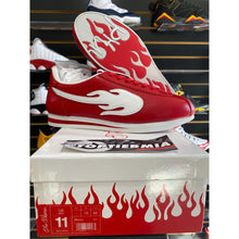 Load image into Gallery viewer, yg the flame 2021 sz 11
