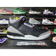 Load image into Gallery viewer, AIR JORDAN 3 BLACK CEMENT SZ 13
