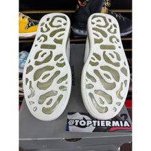 Load image into Gallery viewer, ALEXANDER MCQUEEN CLEAR SOLE SZ 44 / 11M
